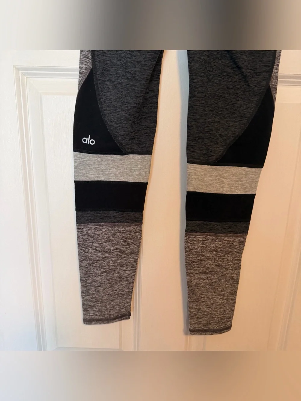 Alo Yoga High Waist Sheila Yoga Leggings